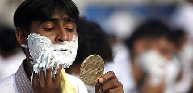 indian man shaving