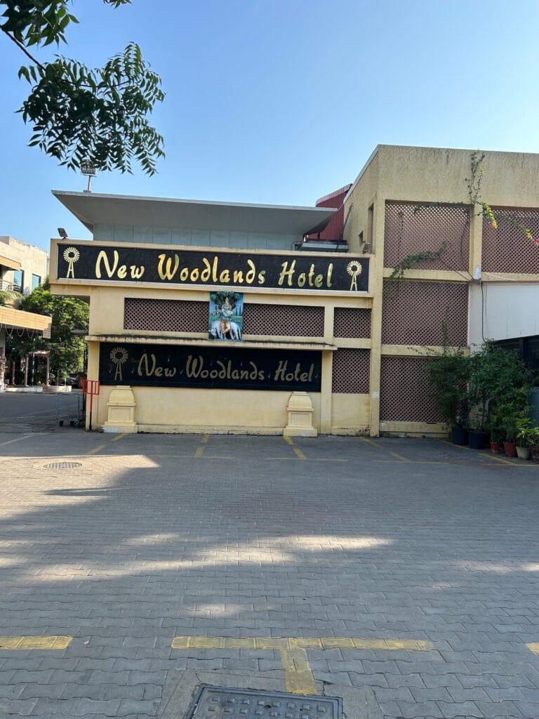 new woodlands hotel